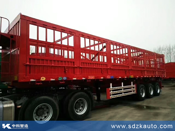 倉(cāng)柵式半掛車(chē)